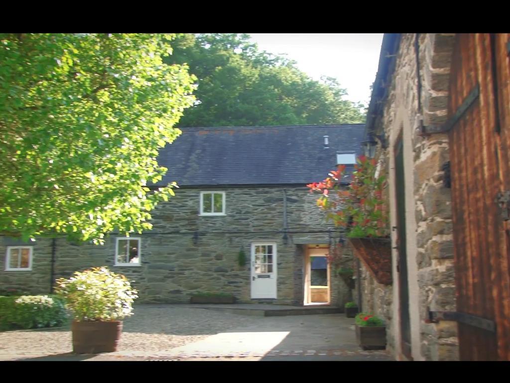 Bryn Melyn Farm Cottages バラ エクステリア 写真