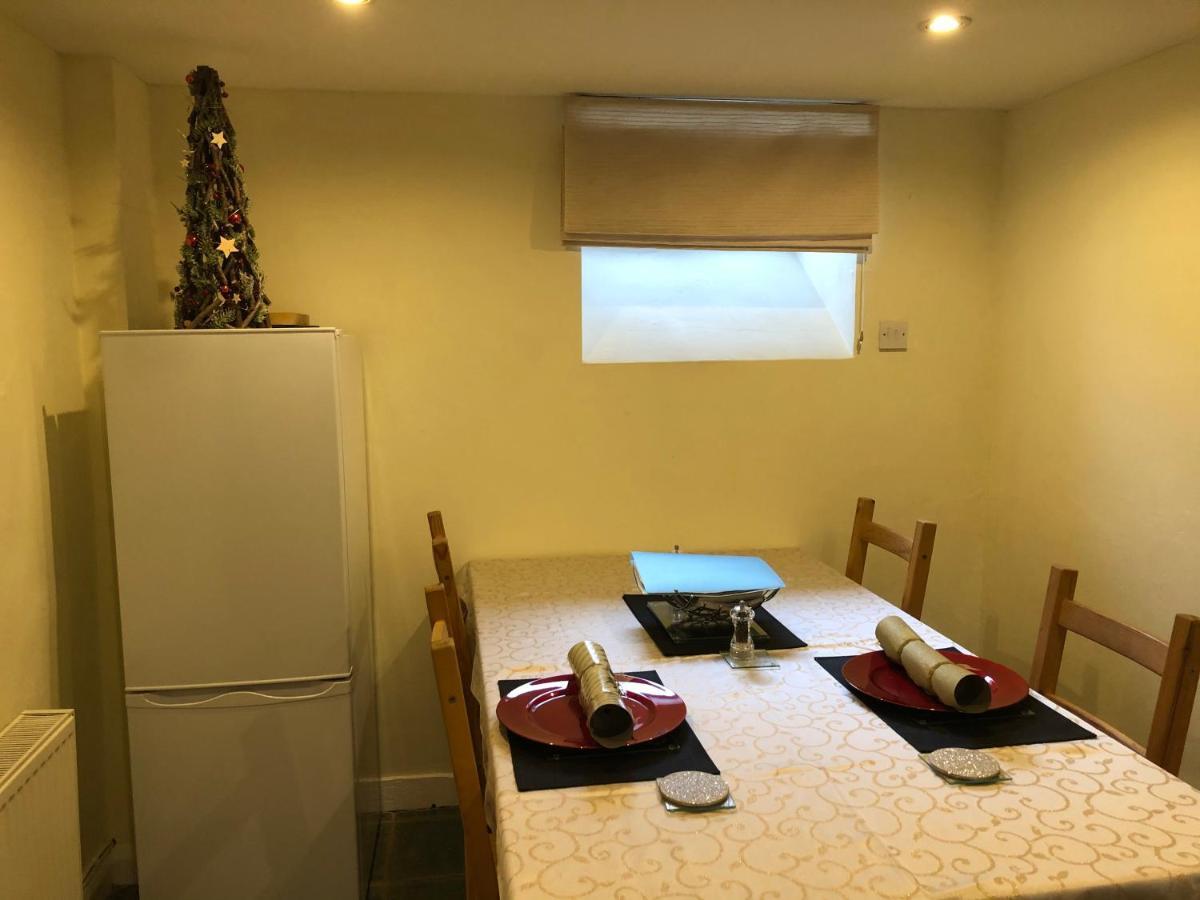 Bryn Melyn Farm Cottages バラ エクステリア 写真